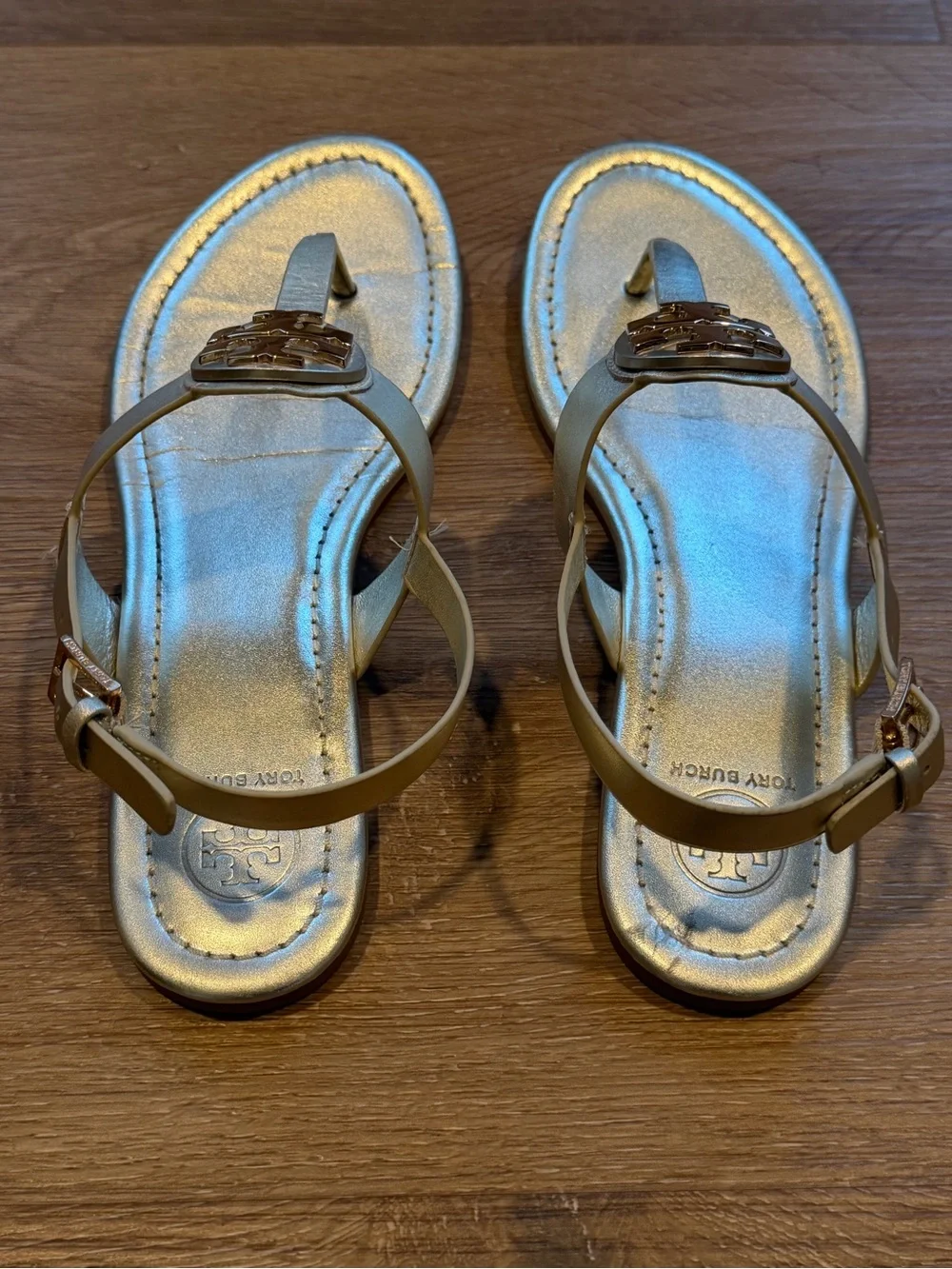 Tory Burch Metallic Gold Logo Thong Sandals - Picture 6 of 13